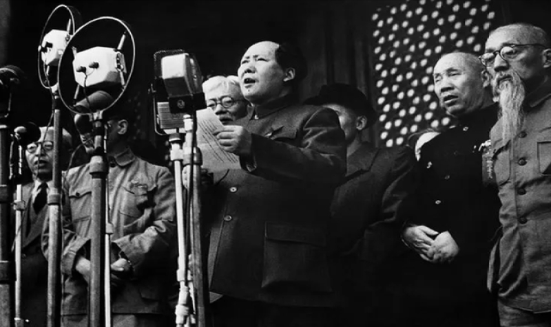 历史课本没有告诉我们，1949年前后，毛主席的压力有多大